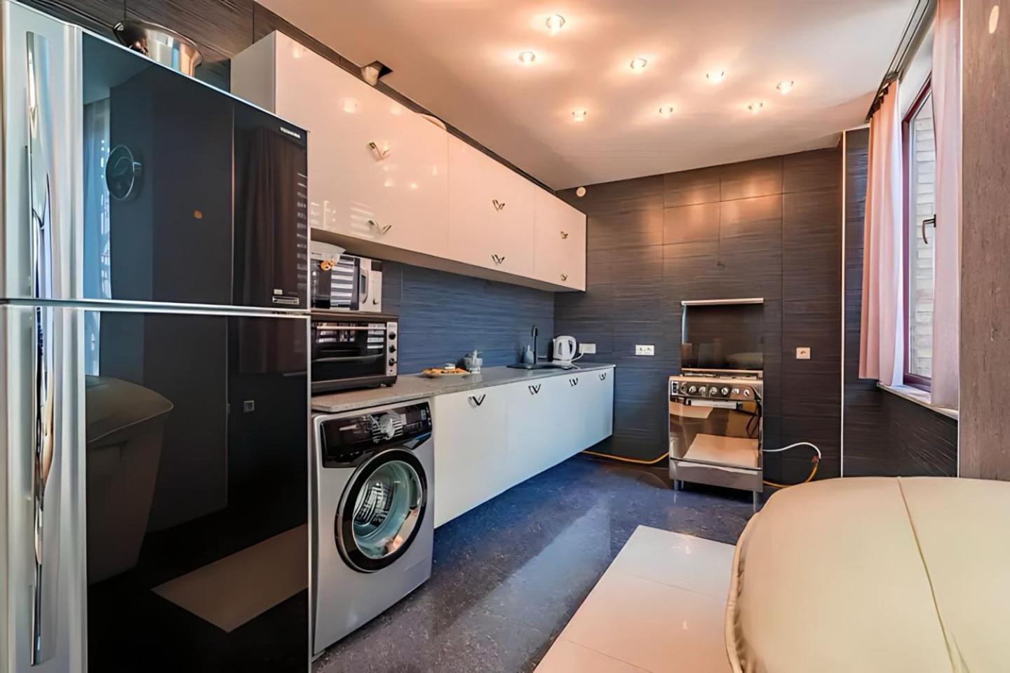Cabernet Corner Apartment Tbilisi Bagian luar foto